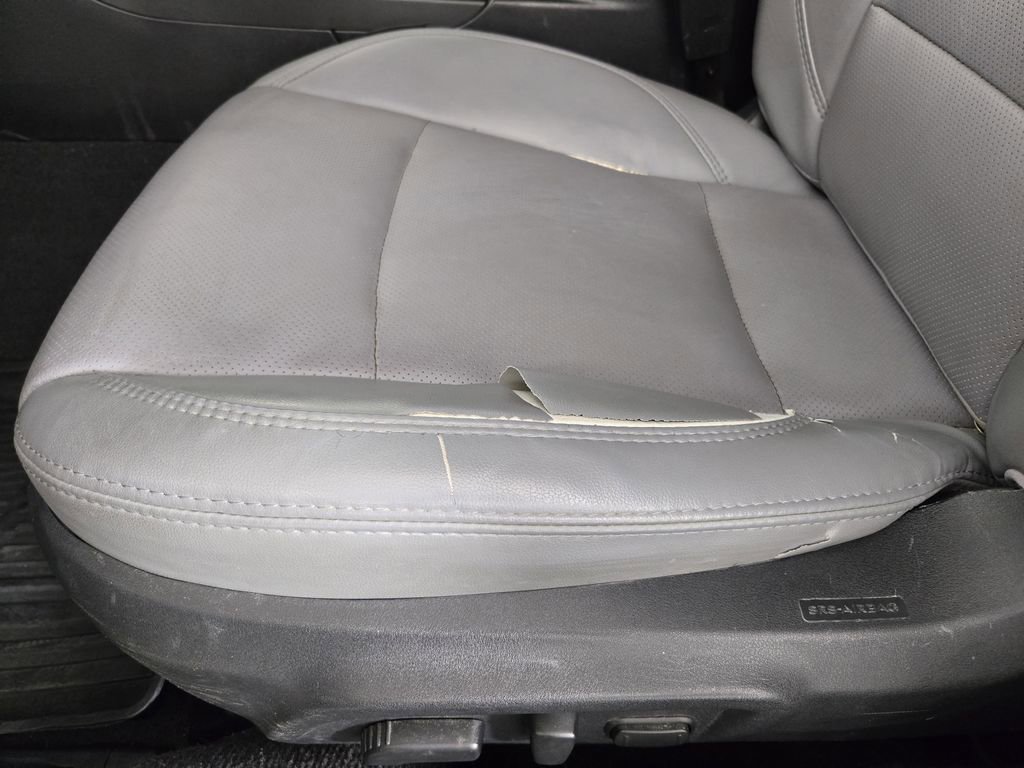 Used 2019 Subaru Outback 3.6R Limited AWD/4WD image 25