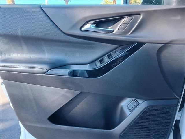 New 2026 Chevrolet Equinox LT w/ Convenience Package II image 10