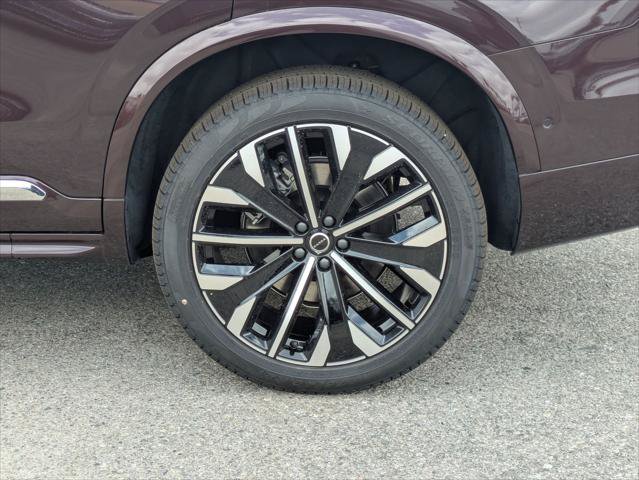 New 2026 Volvo XC90 T8 Plus w/ Protection Package AWD/4WD image 6