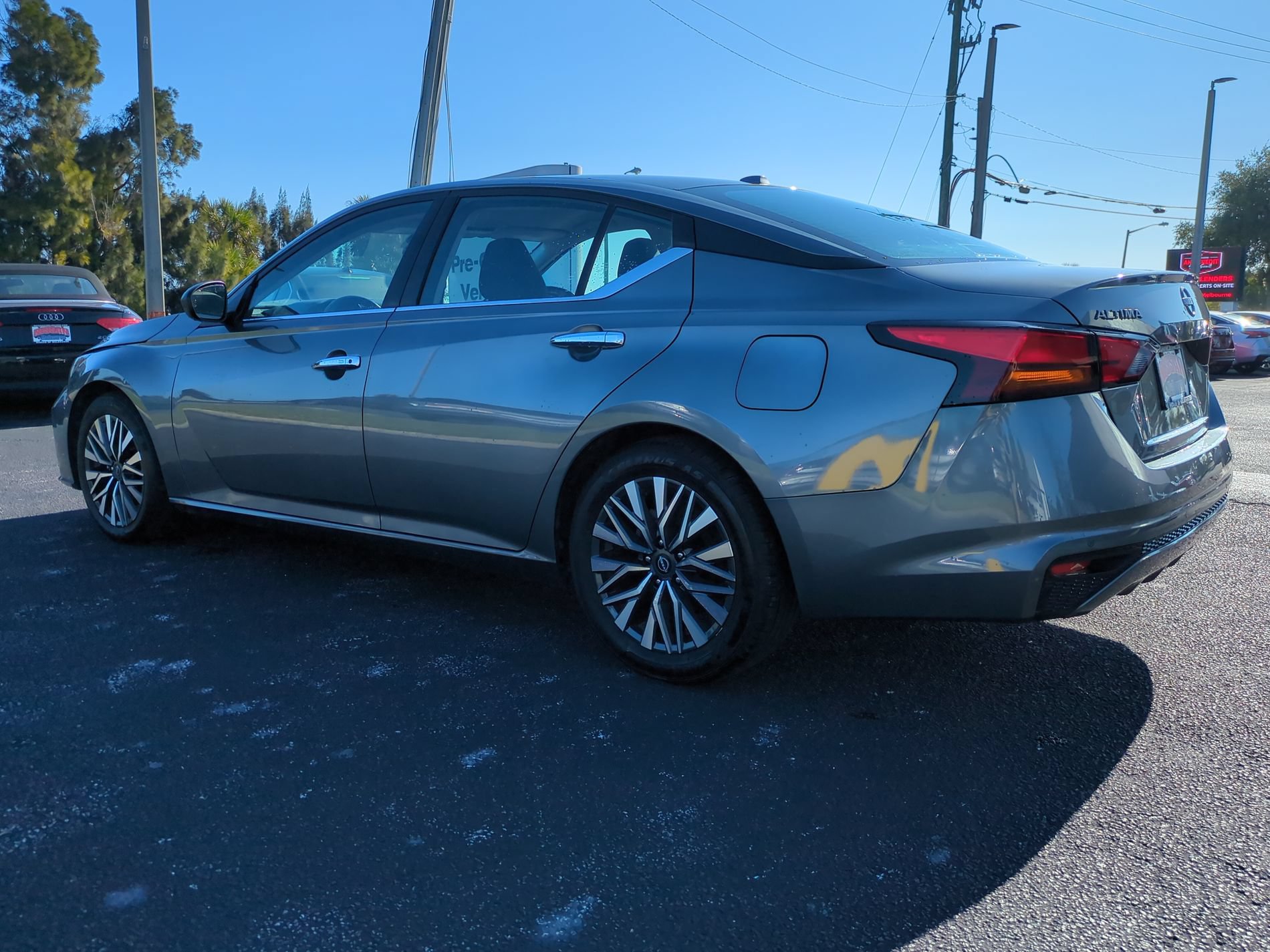 Certified 2024 Nissan Altima 2.5 SV FWD image 6