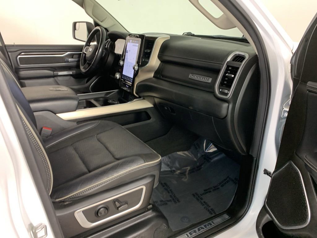 Used 2022 RAM 1500 Laramie AWD/4WD image 25