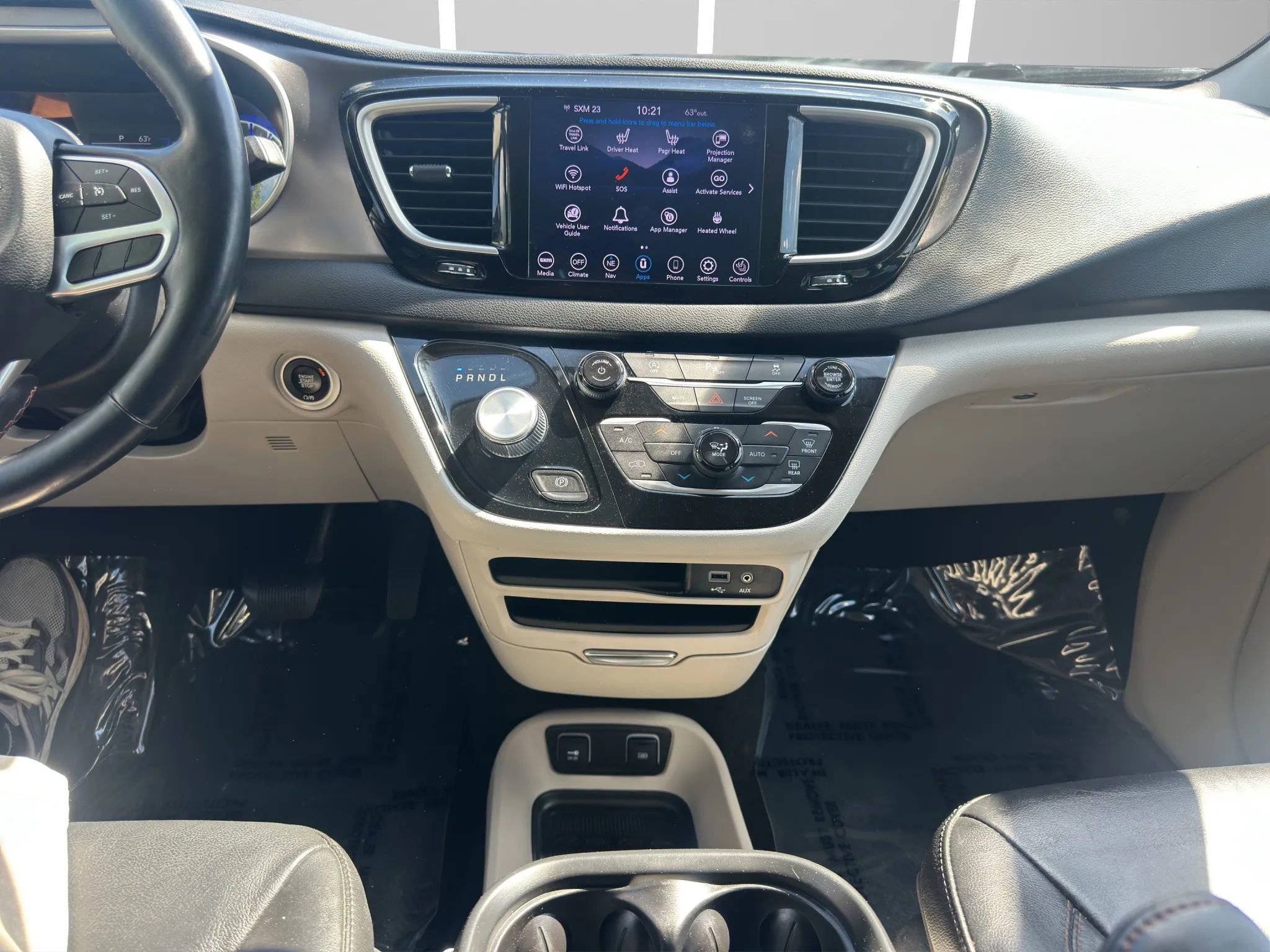 Used 2020 Chrysler Pacifica Touring-L FWD image 19