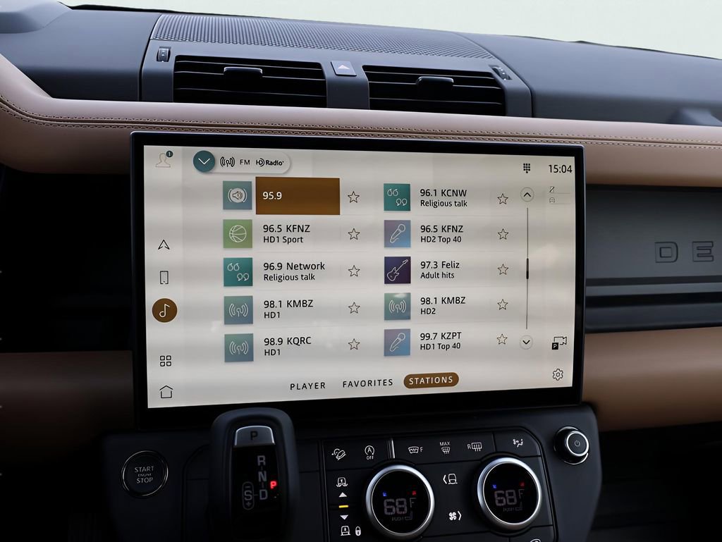 New 2026 Land Rover Defender 110 S image 21