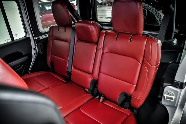 Used 2024 Jeep Wrangler Unlimited Rubicon 392 image 12