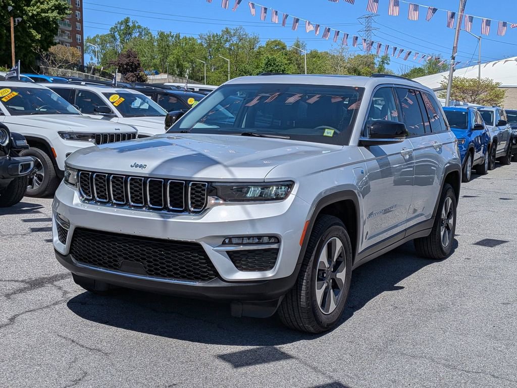 Used 2024 Jeep Grand Cherokee Limited 4xe AWD/4WD image 2