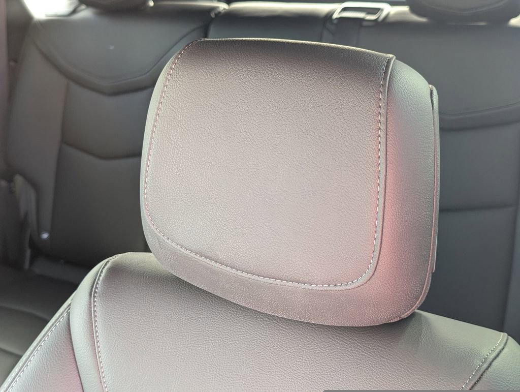 New 2026 Cadillac XT5 Luxury AWD/4WD image 13