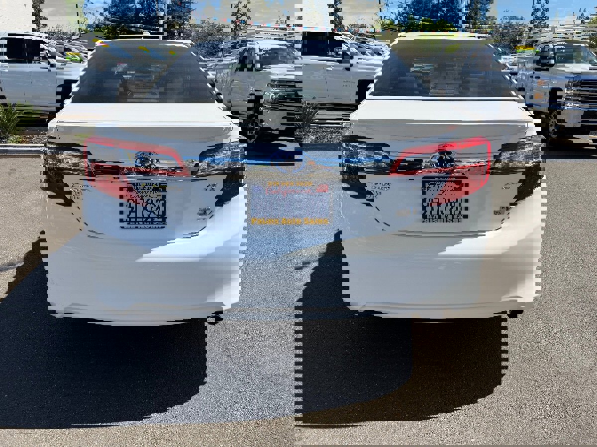 Used 2012 Toyota Camry XLE w/ Leather Pkg image 6