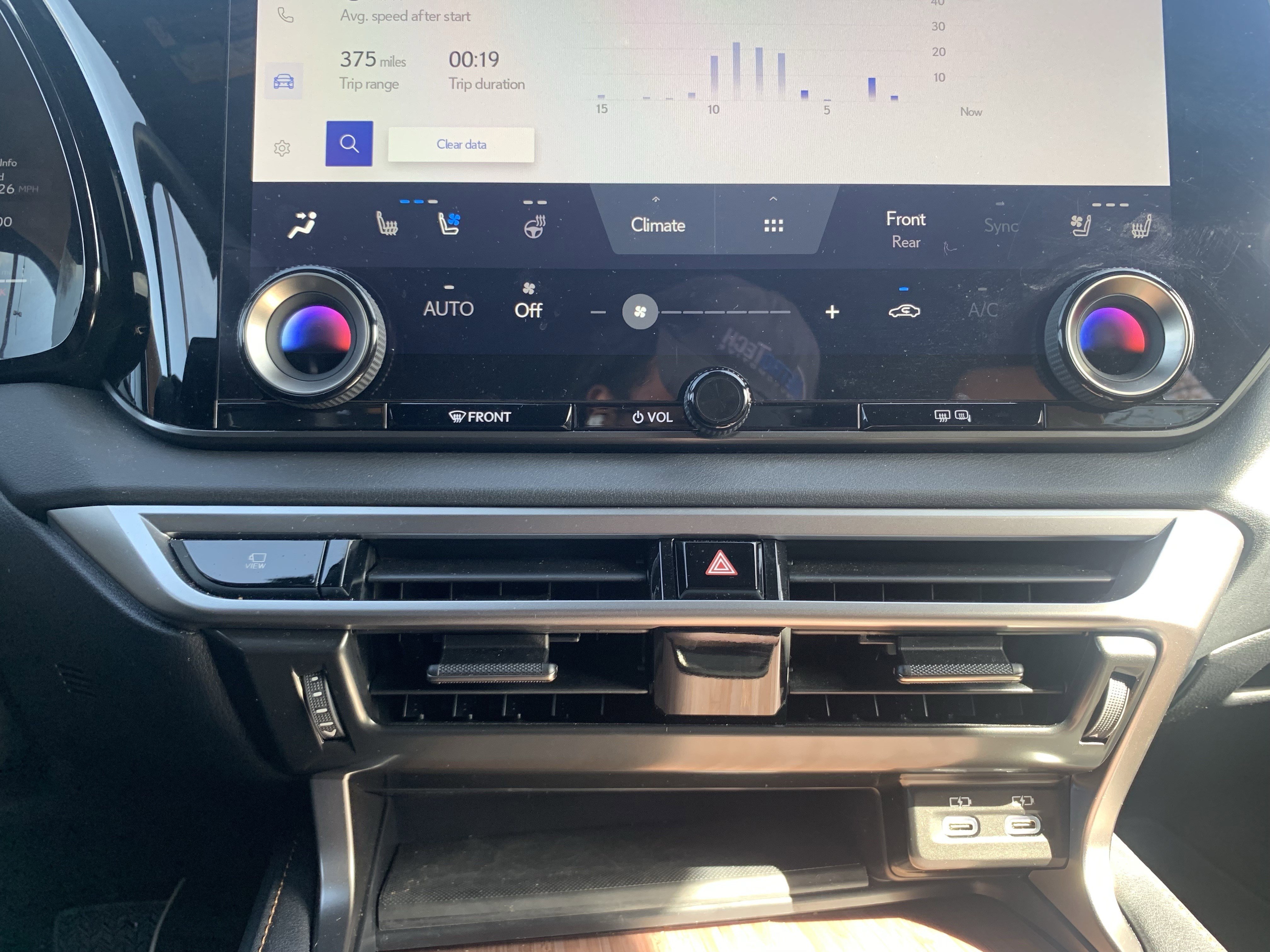 Used 2025 Lexus RX 350 Premium w/ Accessory Package (Z1) image 29