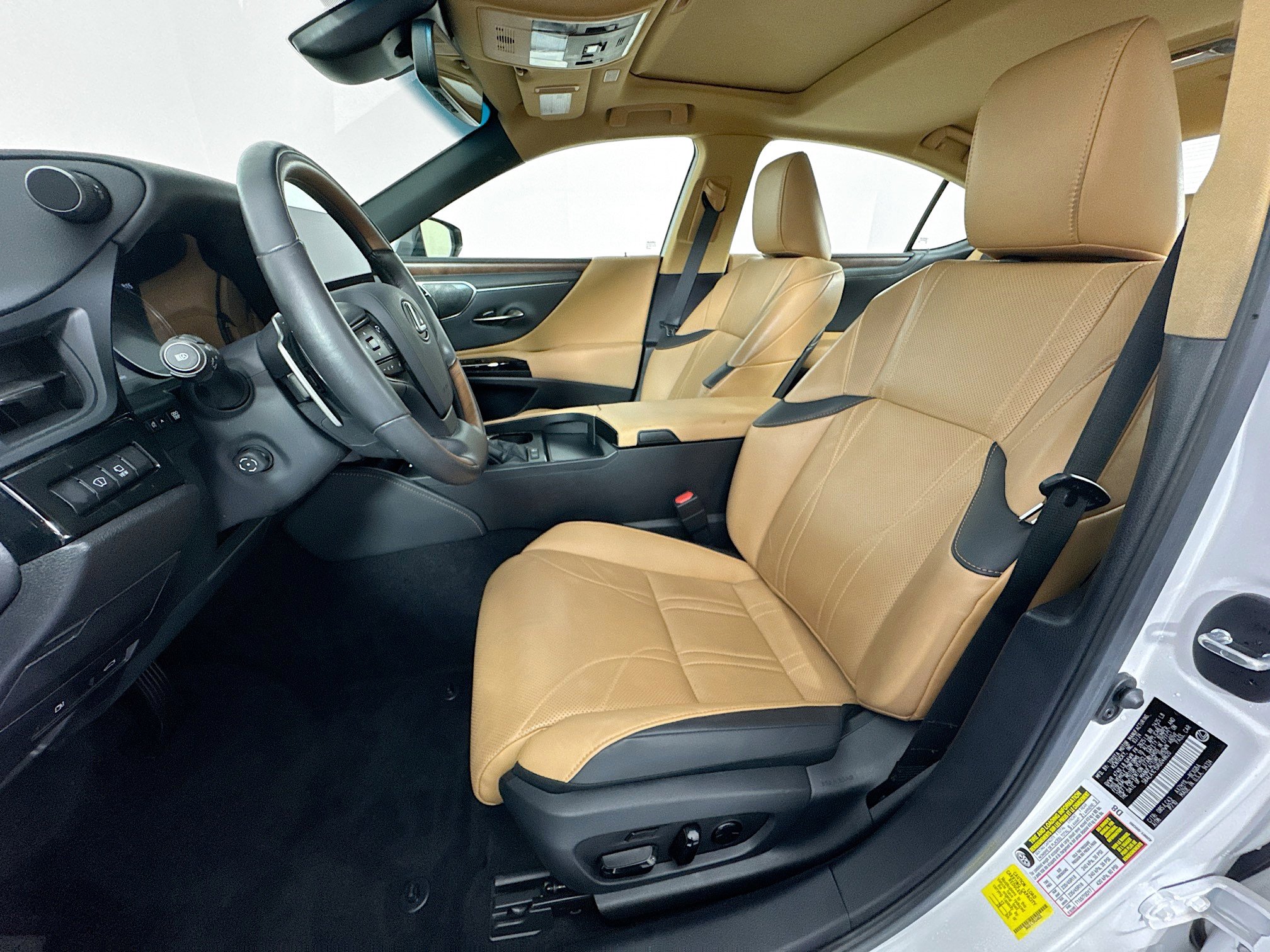 Used 2024 Lexus ES 300h ES 300h Luxury image 21