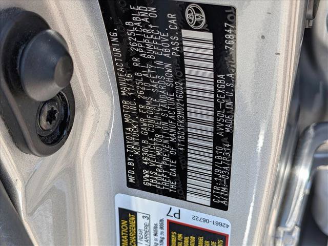 Used 2017 Toyota Camry XLE FWD image 18