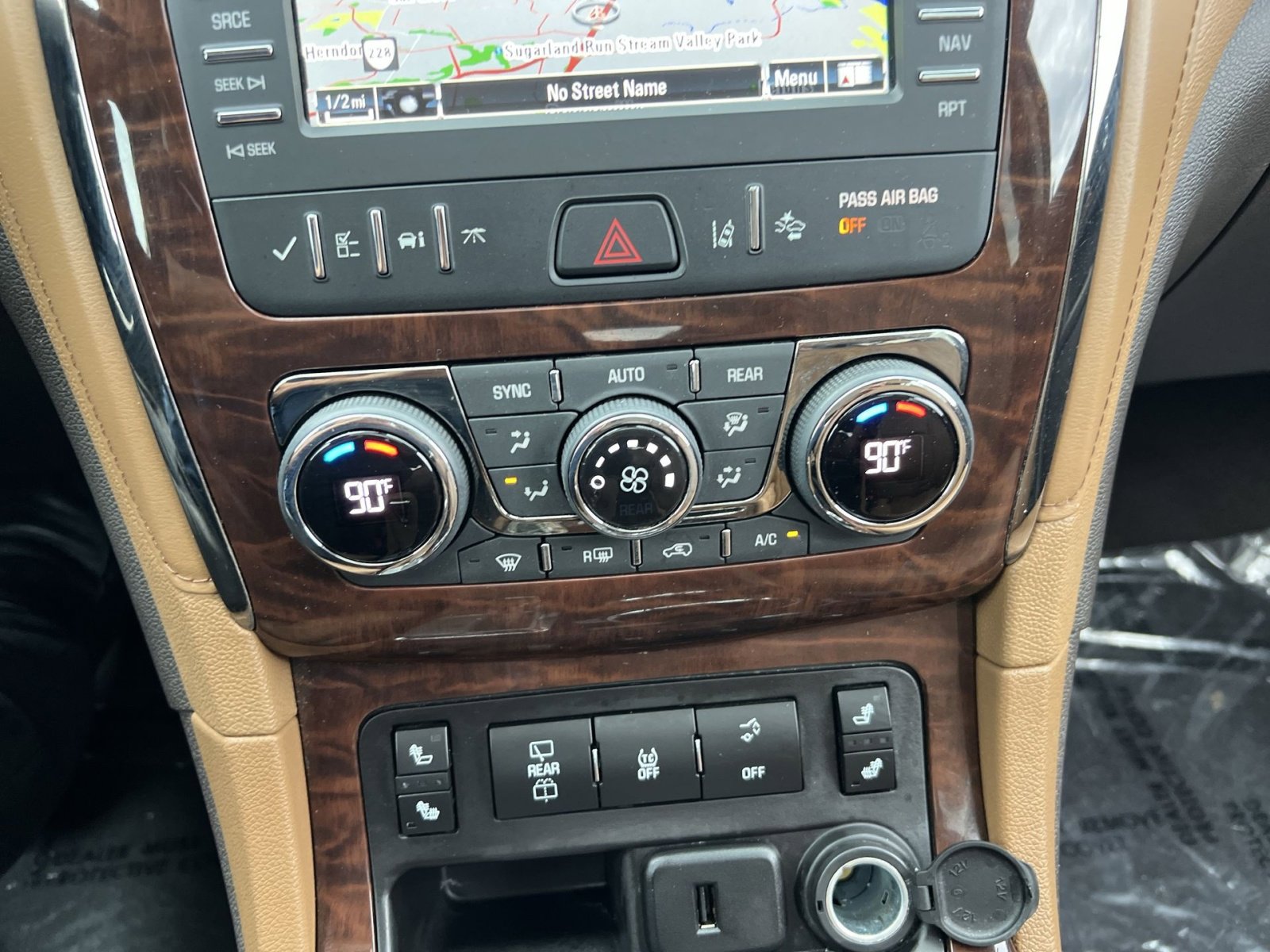 Used 2016 Buick Enclave Leather FWD image 29