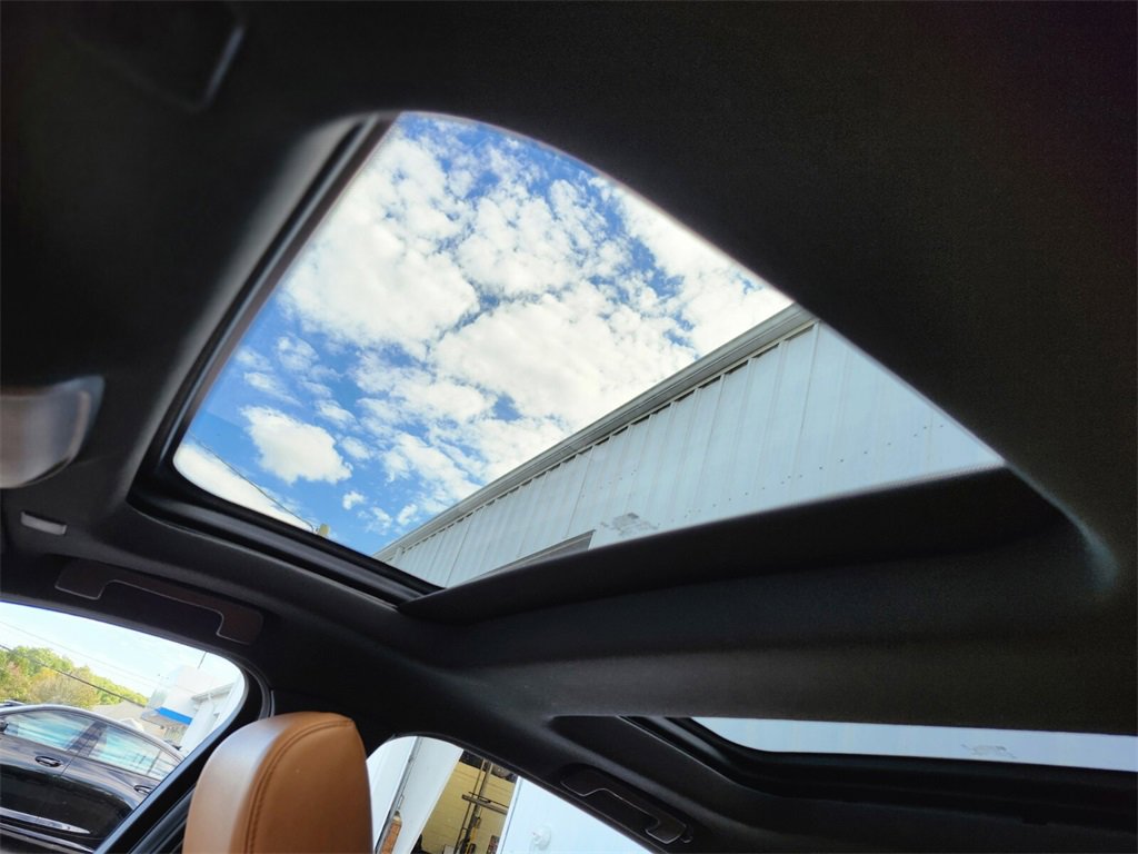 Certified 2023 Cadillac CT5 V w/ Platinum Package image 17