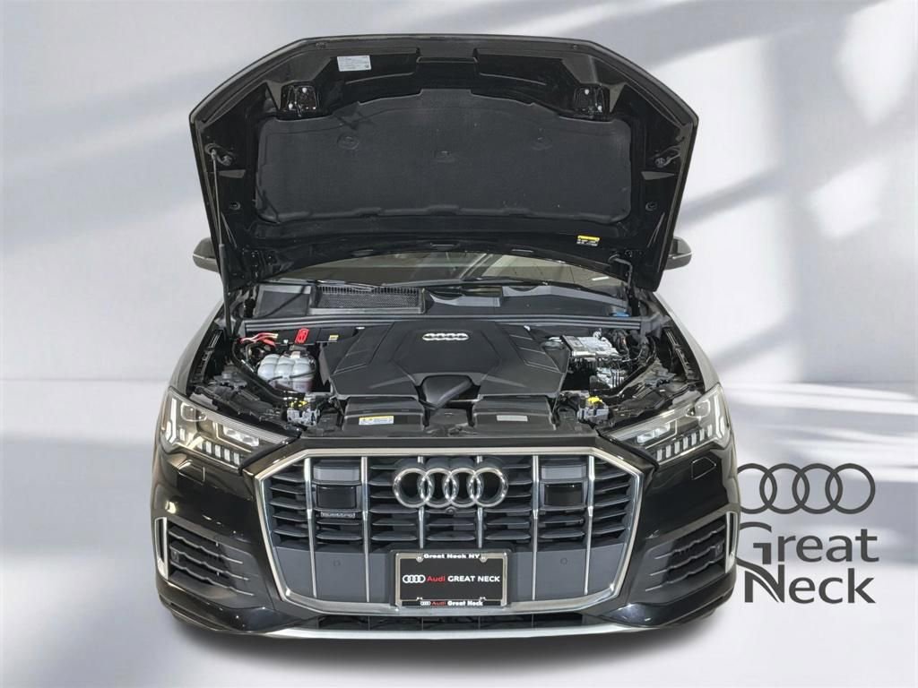 Used 2023 Audi Q7 3.0T Premium w/ Convenience Package AWD/4WD image 17