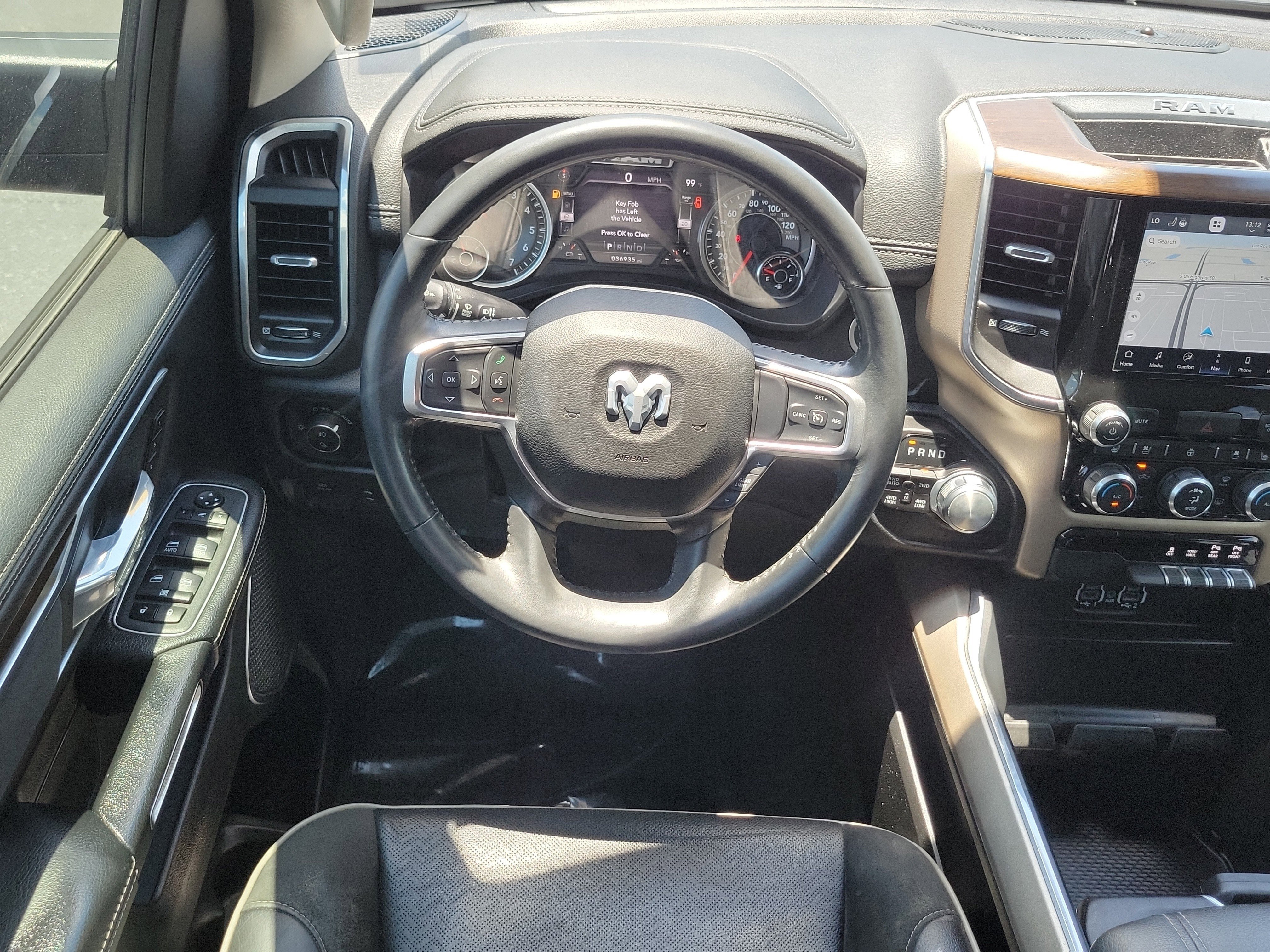 Used 2022 RAM 1500 Laramie AWD/4WD image 18