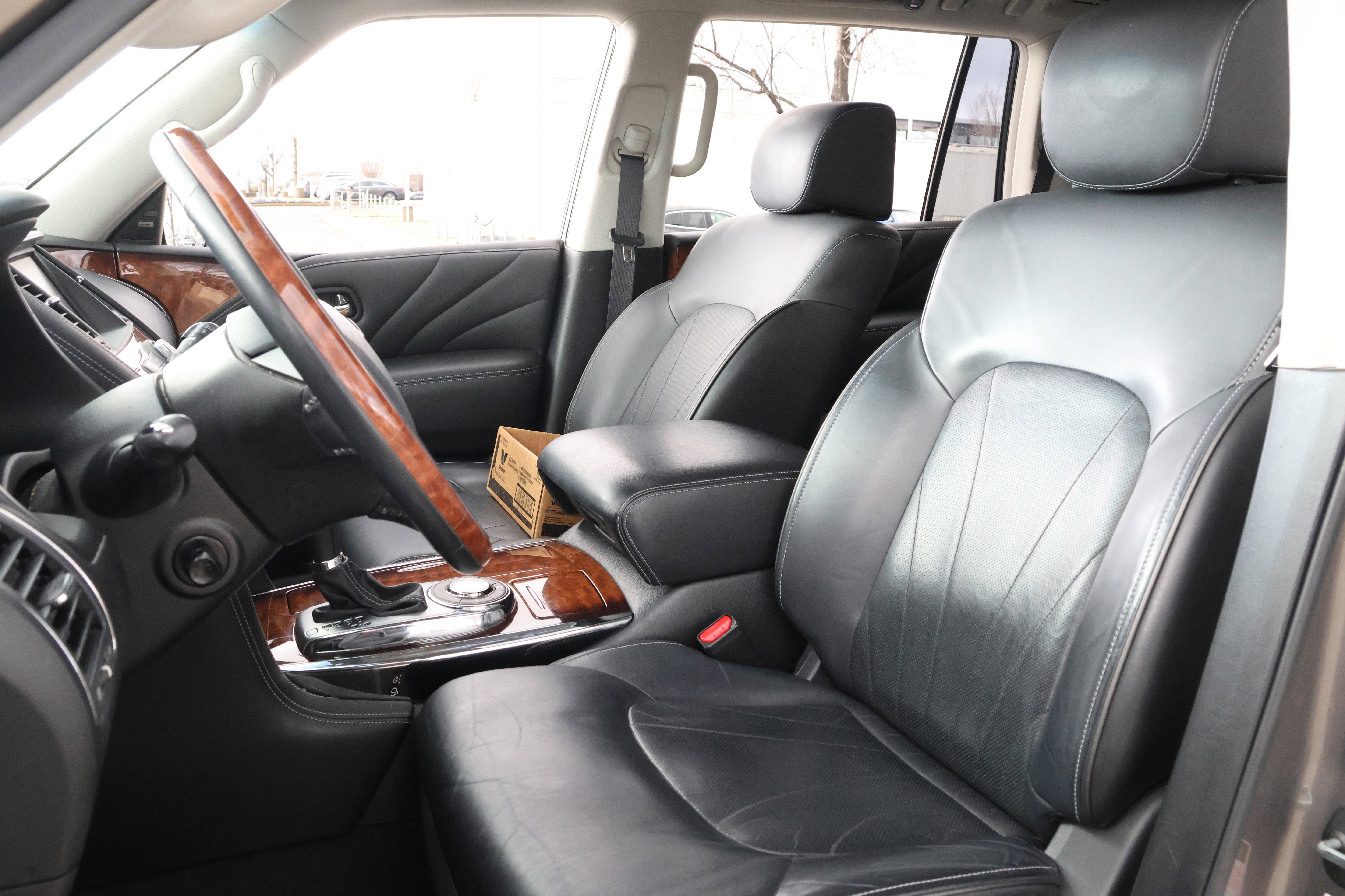 Used 2017 INFINITI QX80 2WD w/ Deluxe Technology Package image 35