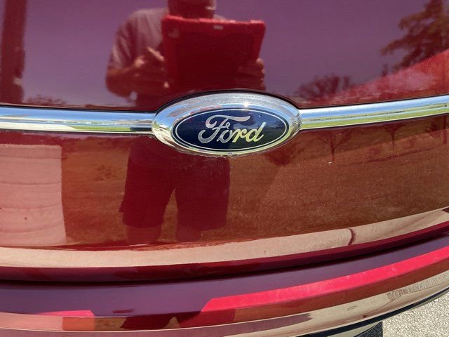 Used 2013 Ford Taurus SEL FWD image 9