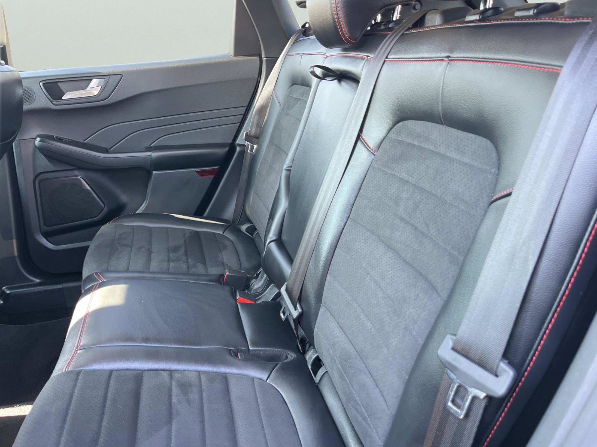 Used 2022 Ford Escape SEL w/ SEL Stealth AWD Package image 20