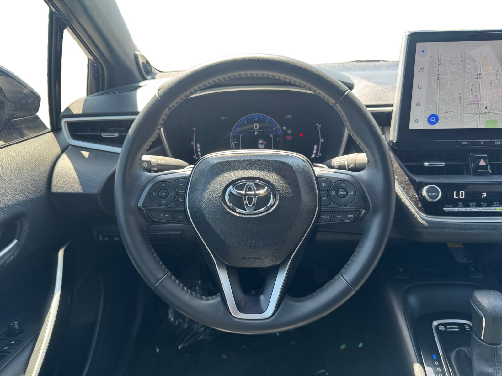 Used 2025 Toyota Corolla XSE FWD image 12