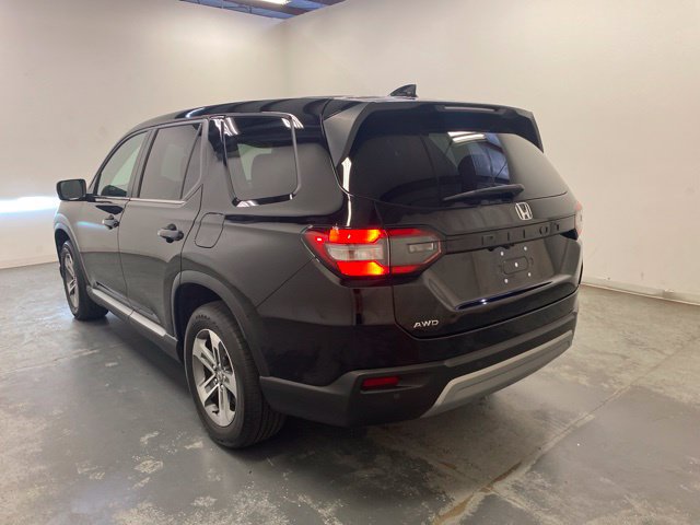 Certified 2025 Honda Pilot EX-L image 4