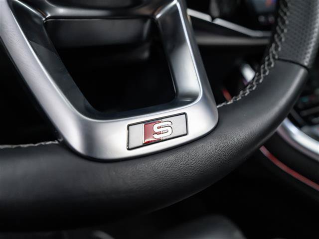 Used 2024 Audi SQ8 Prestige AWD/4WD image 24