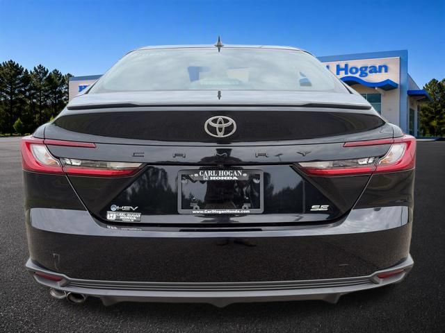 Used 2025 Toyota Camry SE FWD image 13