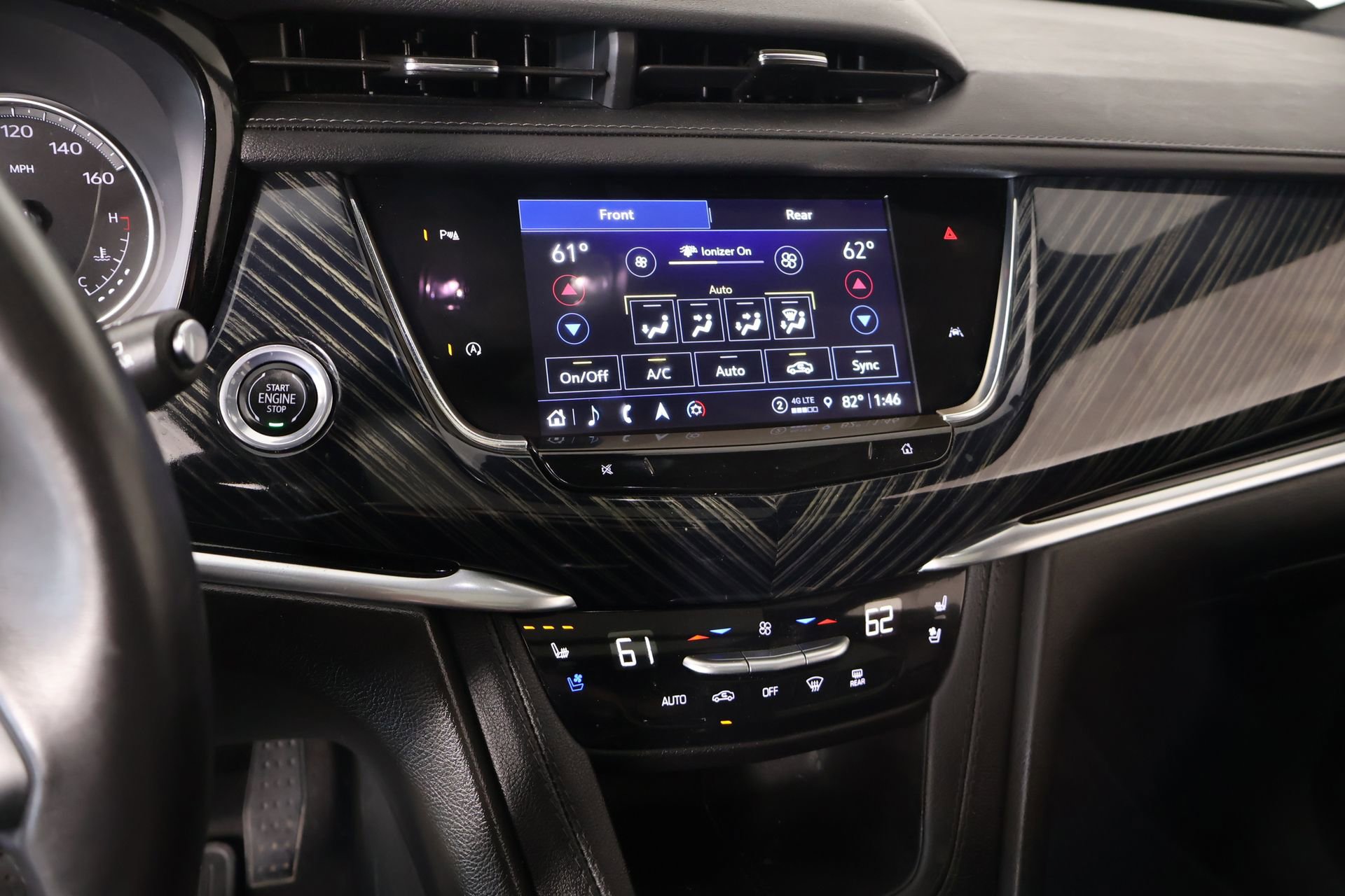 Used 2024 Cadillac XT6 Premium Luxury image 5