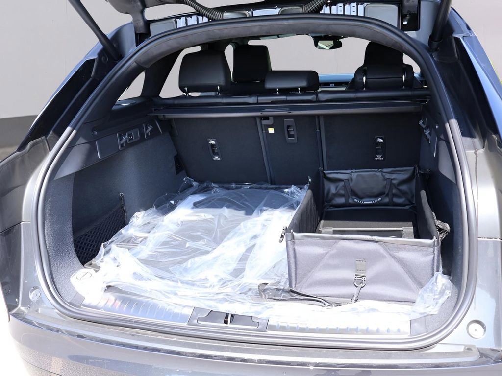 New 2026 Land Rover Range Rover Velar Autobiography image 17