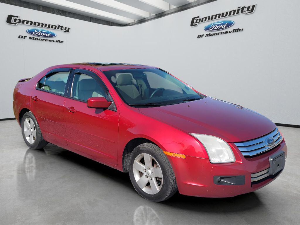Used 2008 Ford Fusion SE FWD image 3