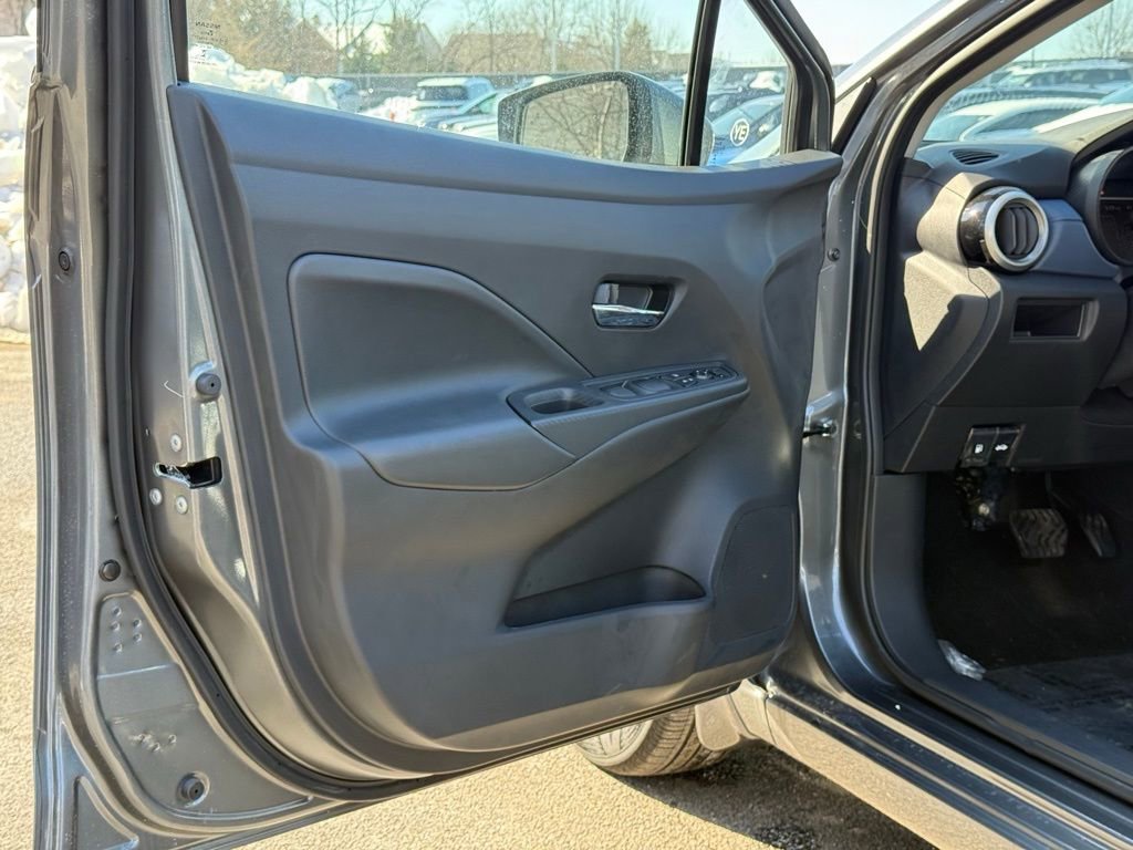 New 2025 Nissan Versa SV w/ Trunk Package image 19