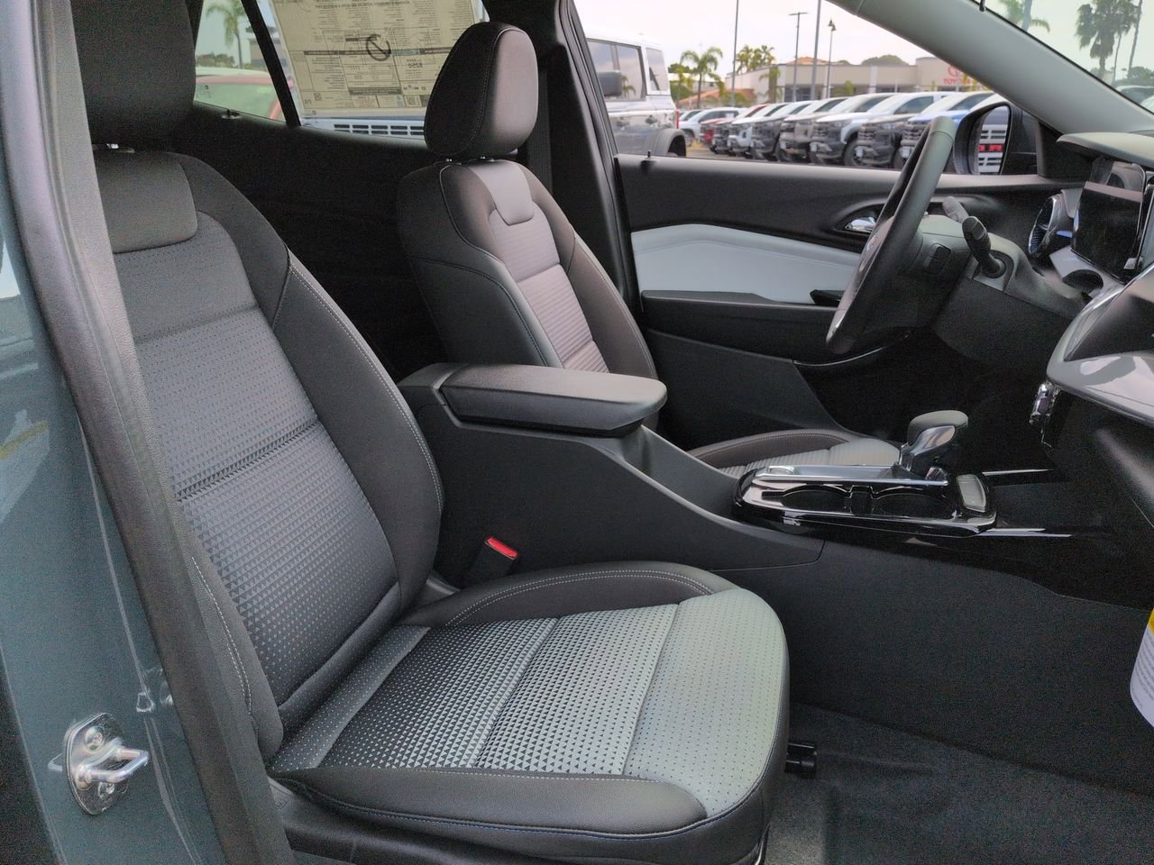 New 2026 Chevrolet Trax LT w/ Driver Confidence Package FWD image 29