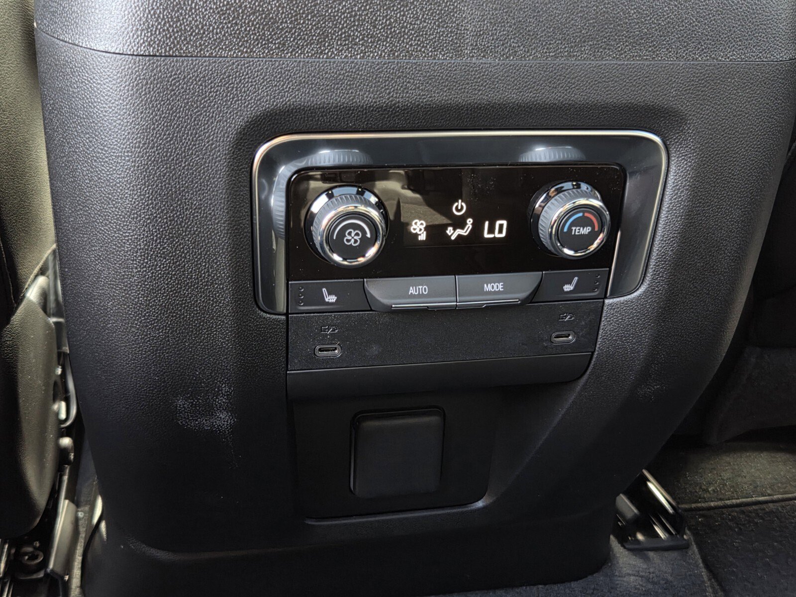 New 2026 Chevrolet Tahoe High Country image 10