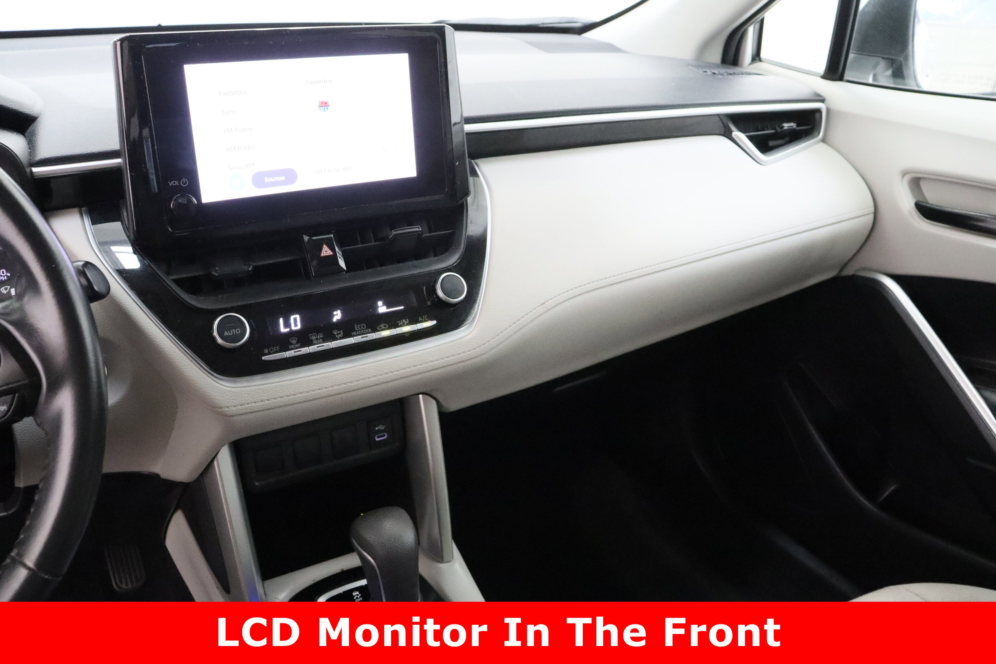 Used 2023 Toyota Corolla Cross LE image 15