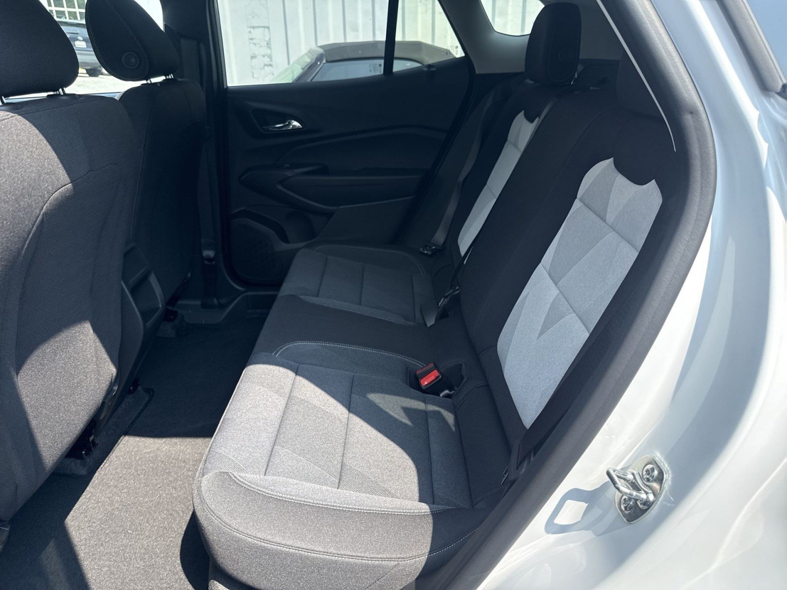 New 2026 Chevrolet Trax LS w/ LS Convenience Package FWD image 18
