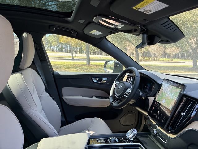 New 2026 Volvo XC60 B5 Plus w/ Protection Package Premier AWD/4WD image 24