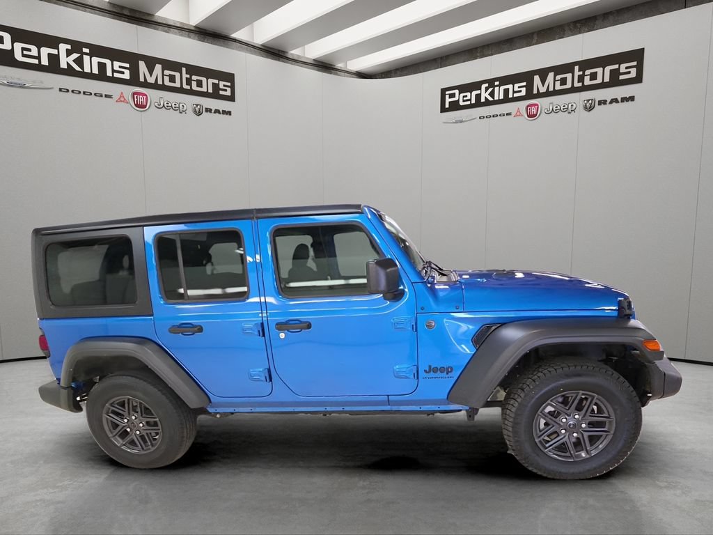 Used 2024 Jeep Wrangler Unlimited Sport AWD/4WD image 6