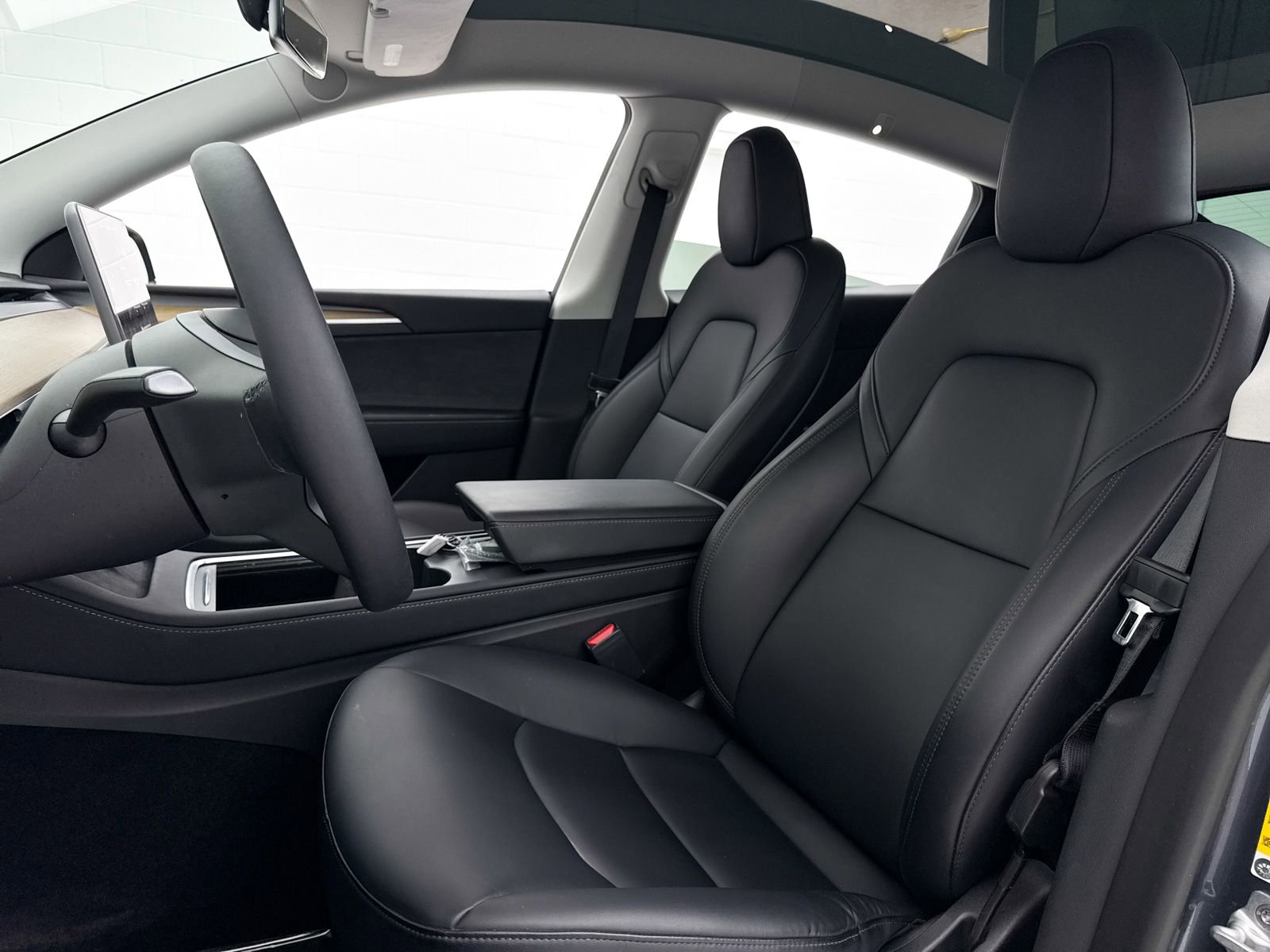 Used 2023 Tesla Model Y Long Range image 19