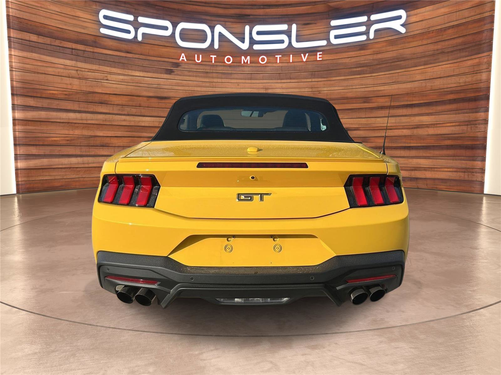 Used 2024 Ford Mustang GT Premium image 4