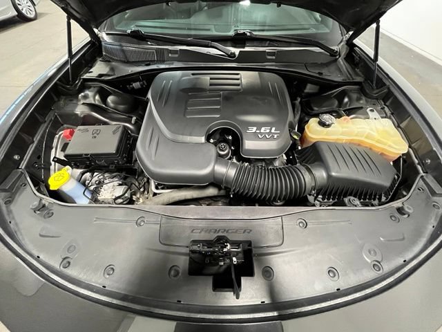 Used 2021 Dodge Charger SXT w/ Leather Interior Group RWD image 54