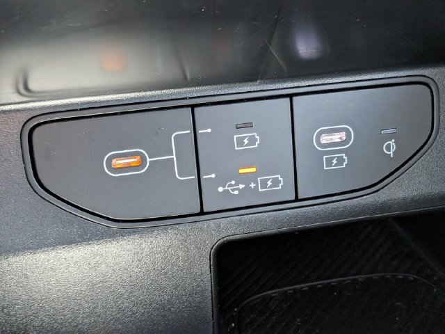 Used 2025 Kia Sorento EX w/ Panoramic Sunroof Package FWD image 22