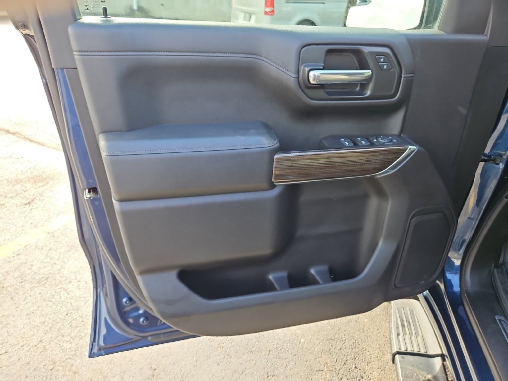 Used 2020 Chevrolet Silverado 1500 LT w/ All-Star Edition AWD/4WD image 23