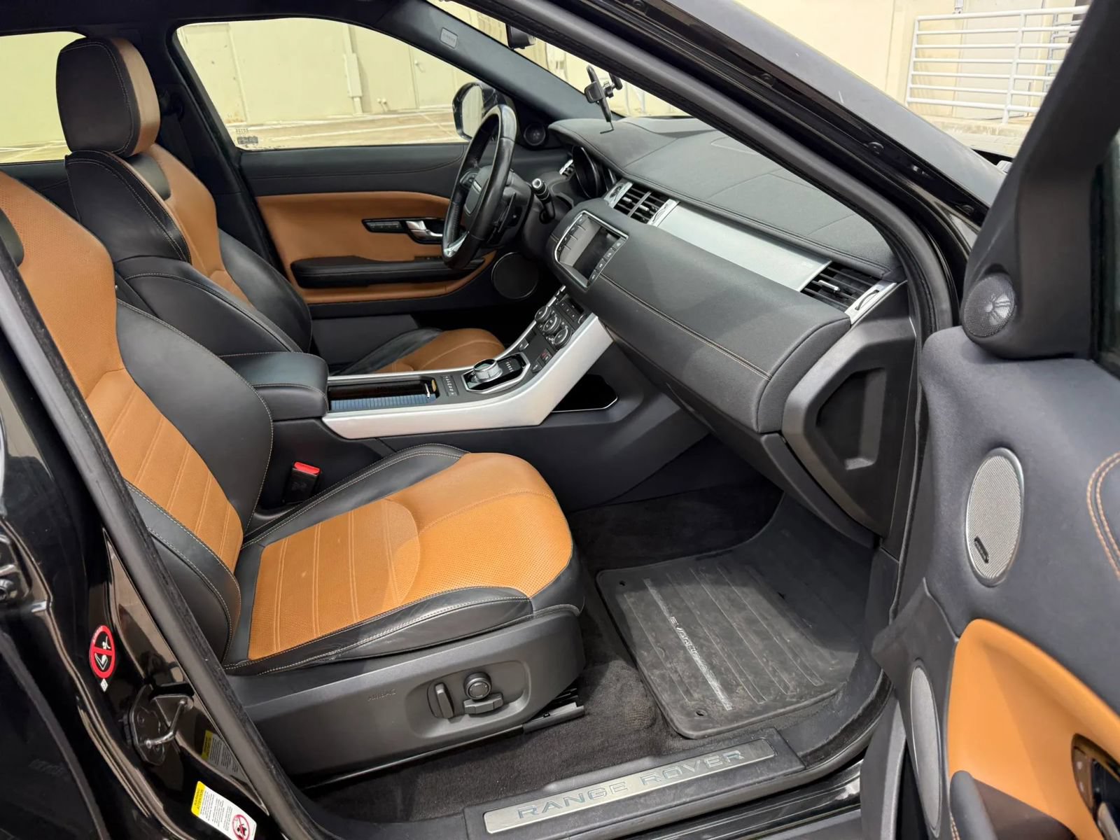 Used 2016 Land Rover Range Rover Evoque HSE Dynamic AWD/4WD image 18