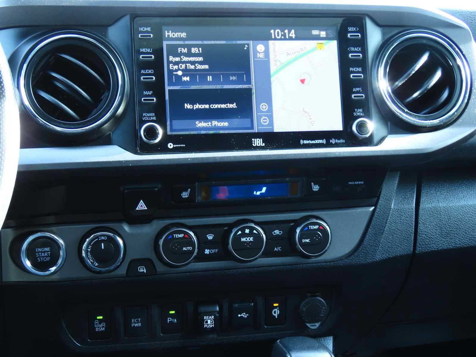 Used 2021 Toyota Tacoma TRD Off-Road image 29