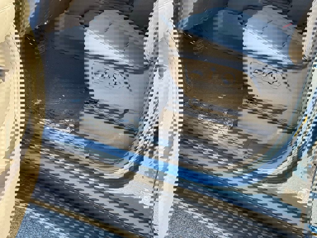 New 2026 GMC Yukon Elevation image 20