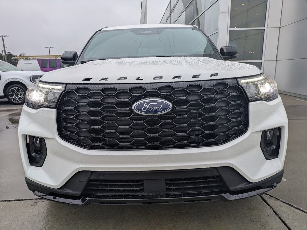 New 2026 Ford Explorer ST-Line w/ ST-Line Street Pack image 8