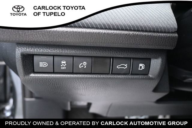 Used 2025 Toyota Camry SE FWD image 20
