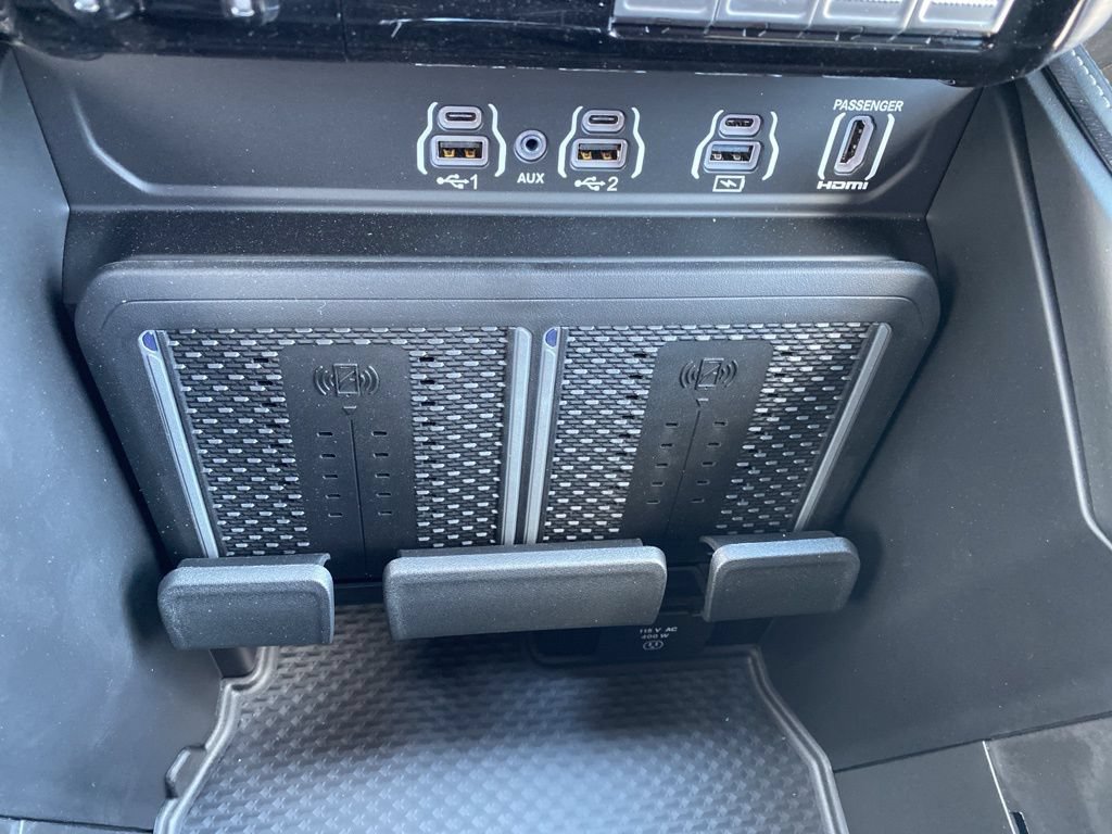 New 2026 RAM 2500 Rebel w/ Rebel Level 2 Equipment Group AWD/4WD image 32