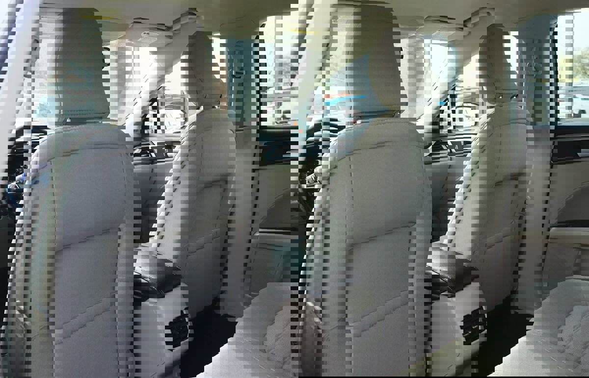 Used 2019 Ford Fusion SE image 27