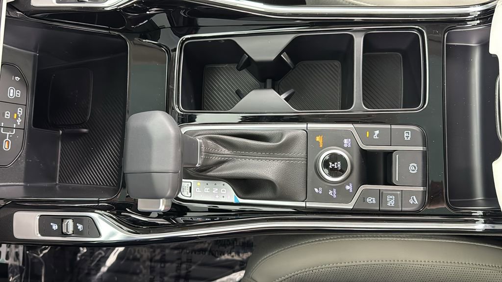 New 2025 Kia Sorento SX image 30