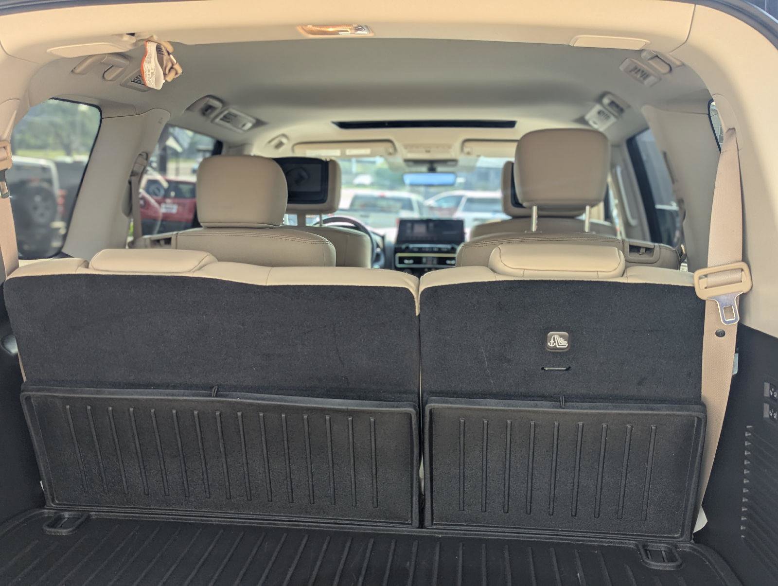 Used 2023 Nissan Armada Platinum w/ Captain's Chairs Package AWD/4WD image 42