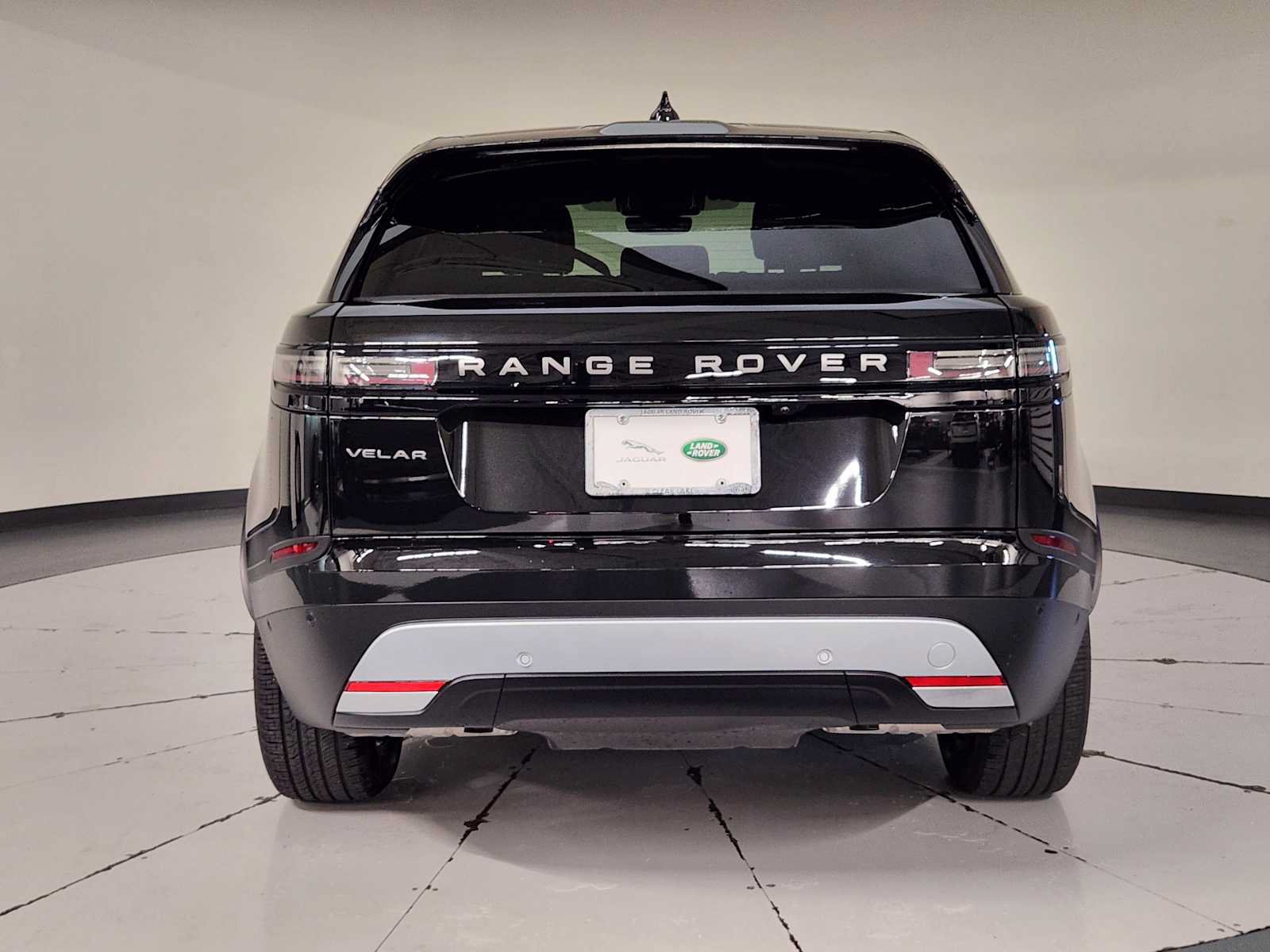 Used 2026 Land Rover Range Rover Velar S AWD/4WD image 10